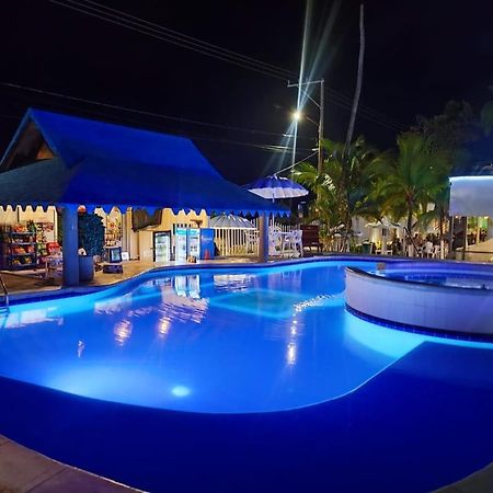 Hotel La Fragata Ковеньяс Екстер'єр фото