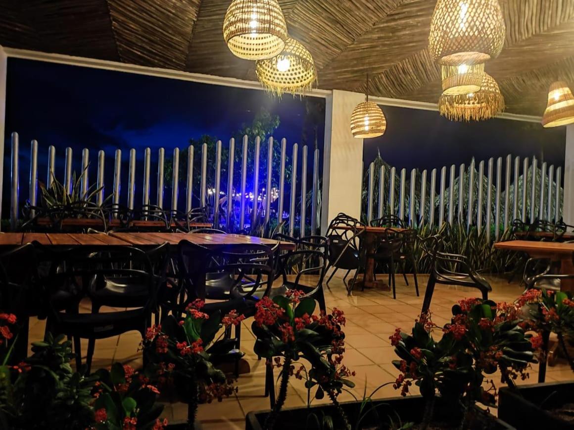 Hotel La Fragata Ковеньяс Екстер'єр фото